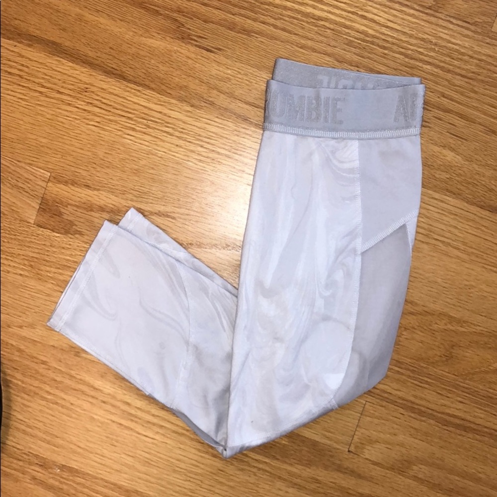 Abercrombie & Fitch Marble cropped leggings